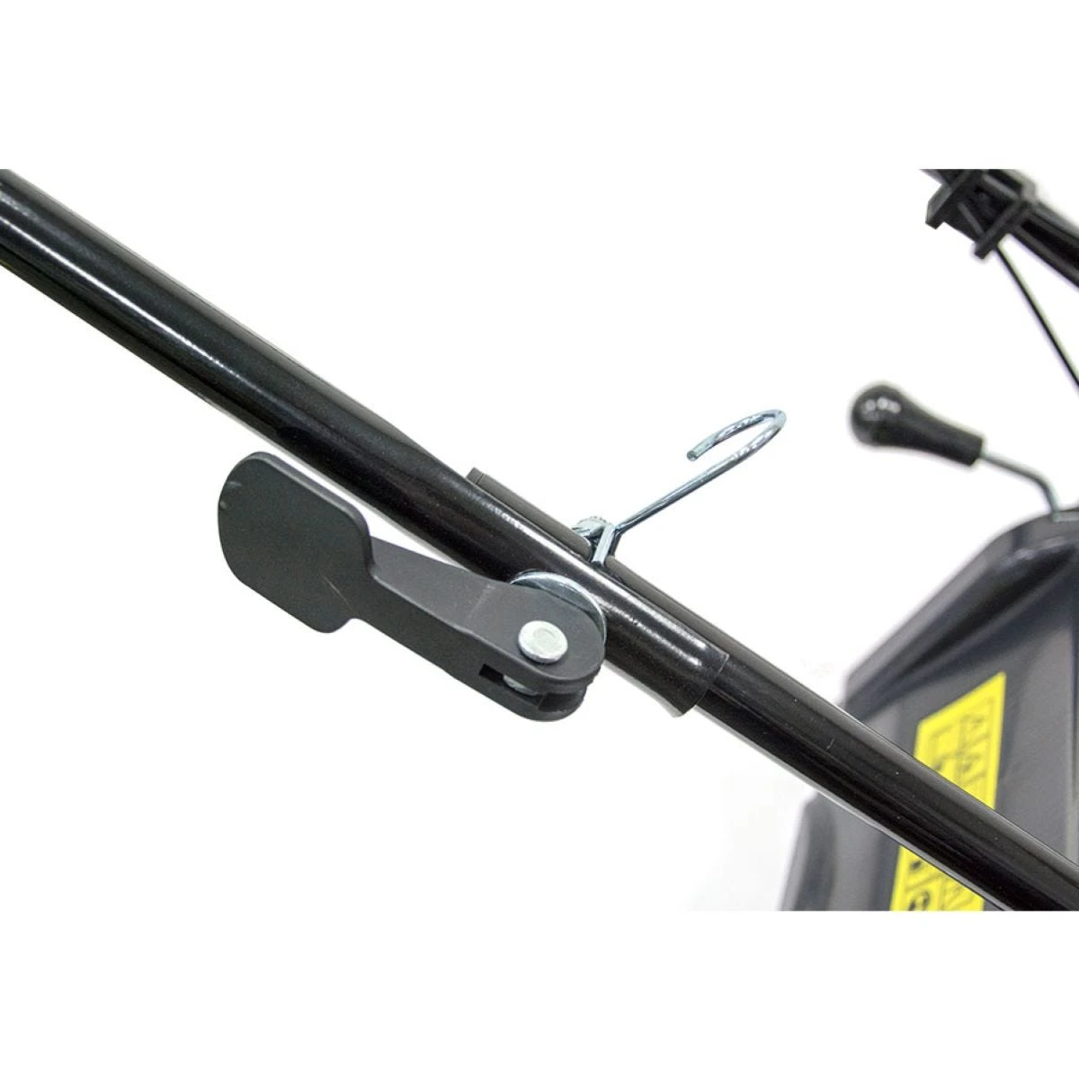 Webb RR17SP 43cm Self-Propelled ABS-Deck Rear-Roller Rotary Petrol Mower - Image 4