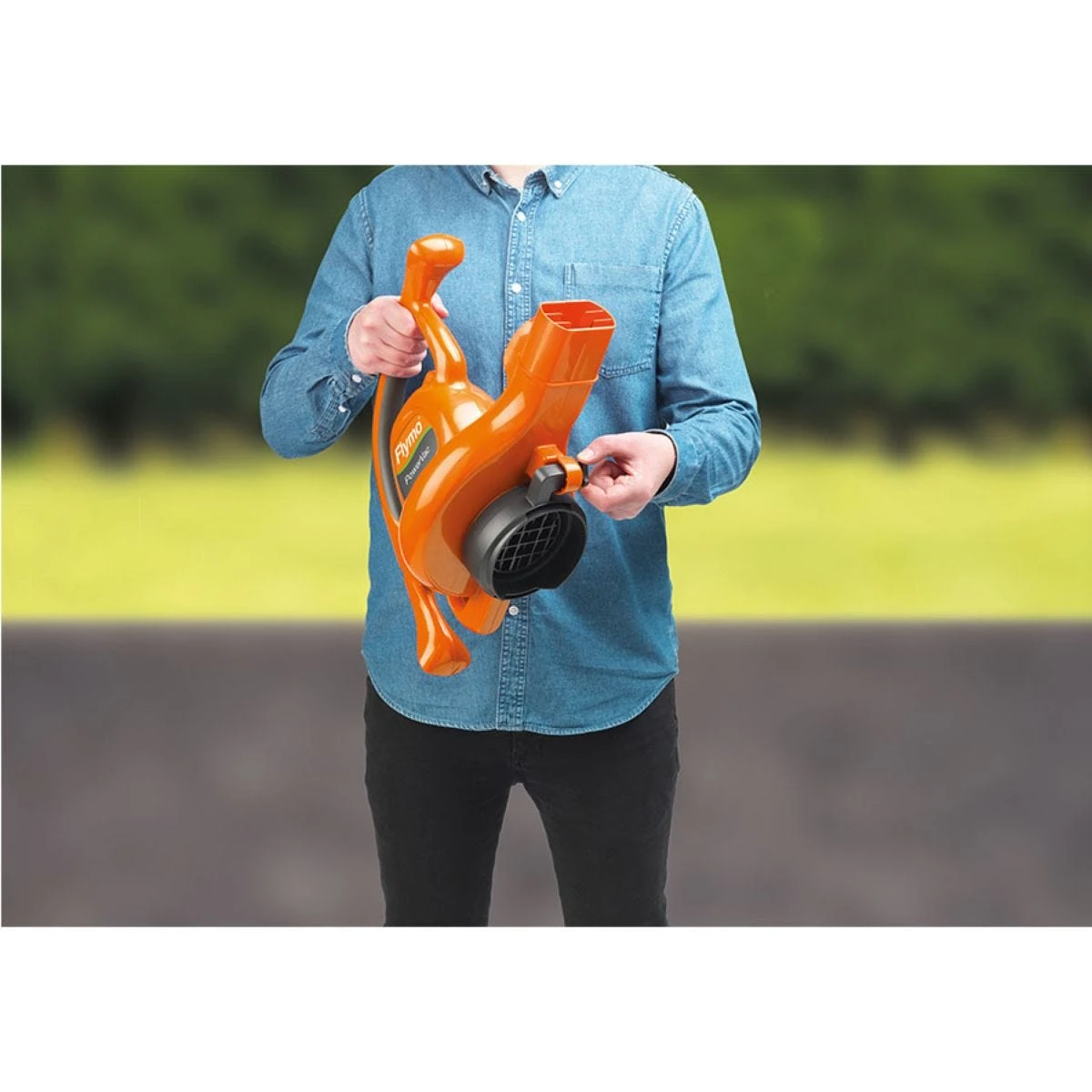 Flymo PowerVac 3000 2700W 3-in-1 Electric Vacuum, Blower And Shredder With 45L Collection Bag And 10m Cable - Image 6