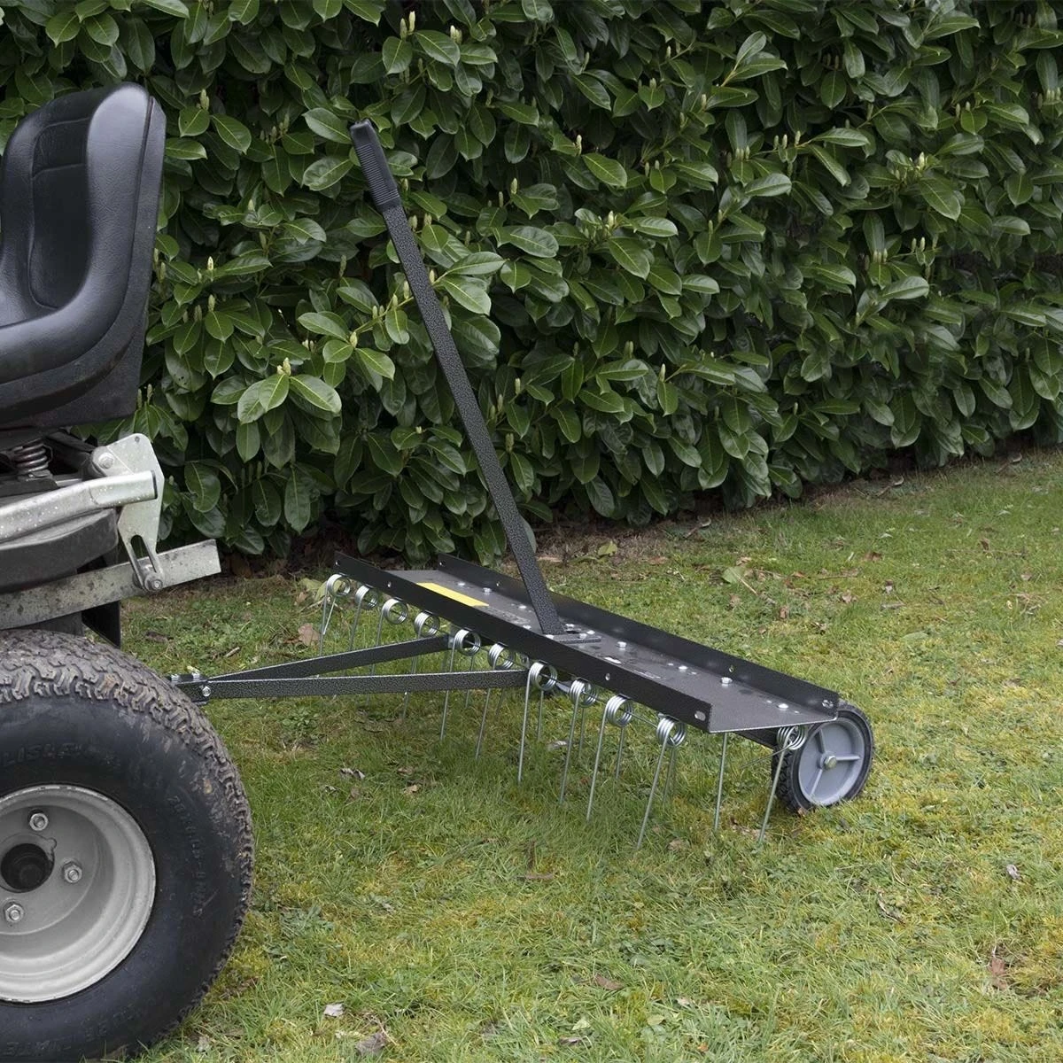 The Handy 100cm (40'') Towed Dethatcher - Image 7