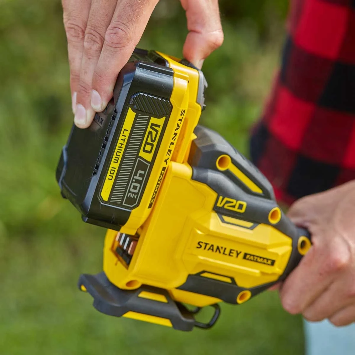 Stanley FatMax V20 18v Cordless 33cm Brushless String Trimmer - Image 9