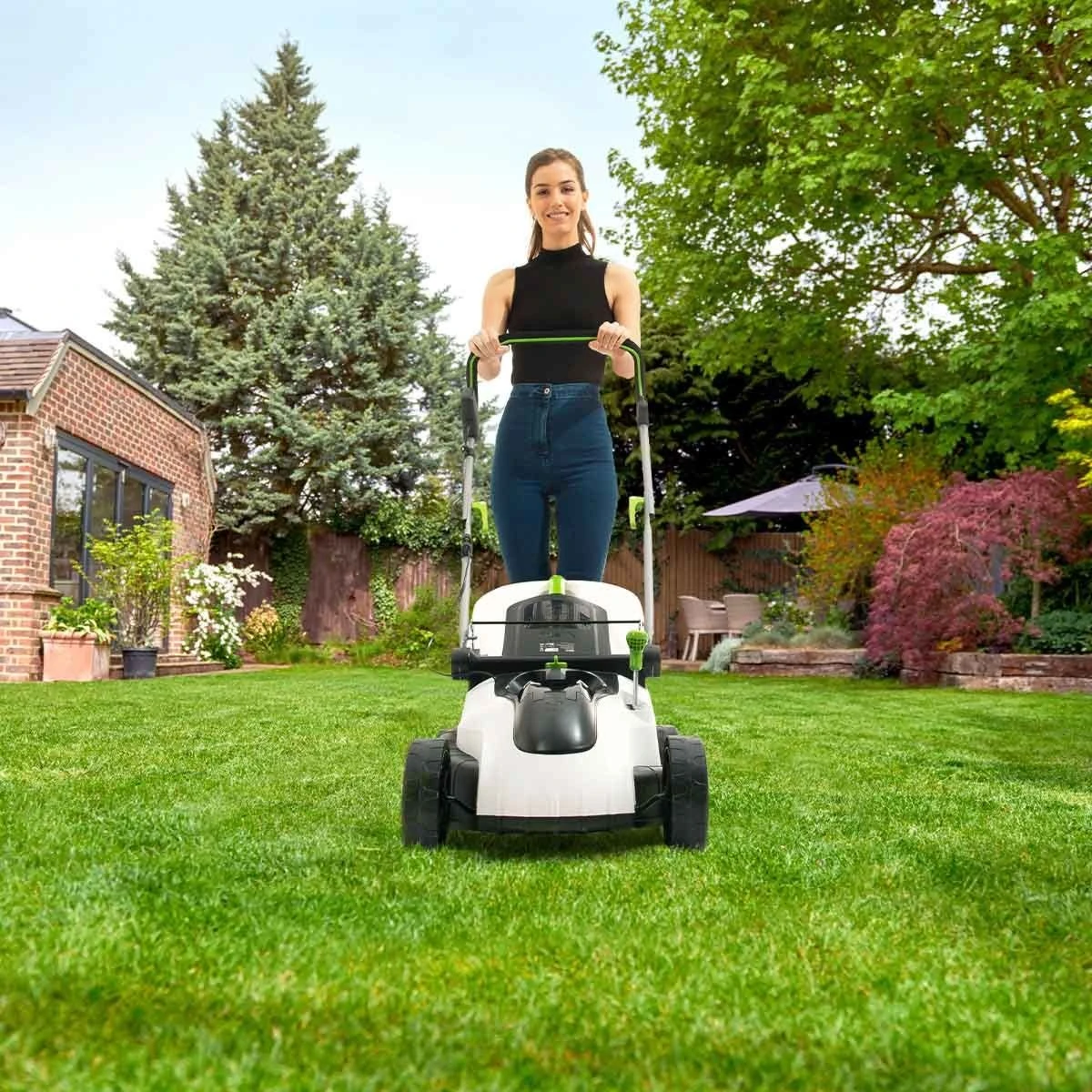 Gtech Cordless CLM50 Lawnmower - Image 4