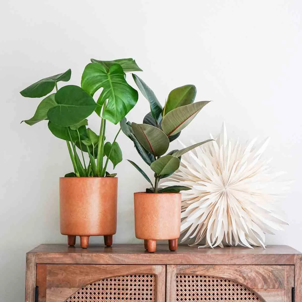 Pisa Reactive Glaze Planter Fawn H19CM D16CM