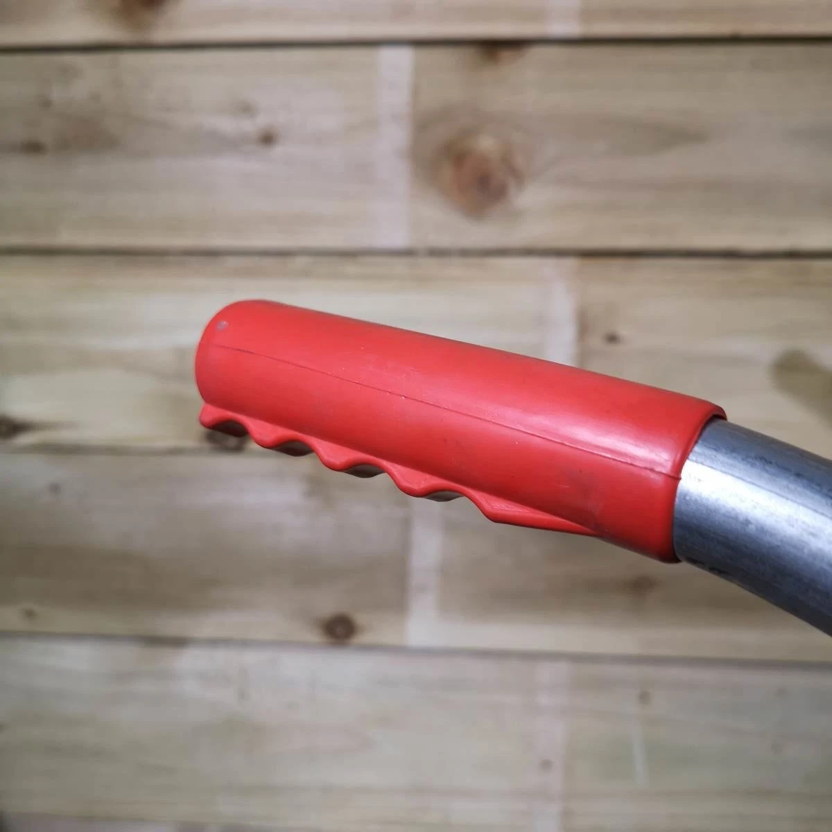 Samuel Alexander Galvanised Metal Garden Wheelbarrow With Pneumatic Tyre - 65 Litre 60Kg Capacity - Image 4