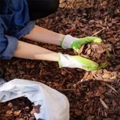 Thompson And Morgan Decorative Bark - 80 Litre Bag X2