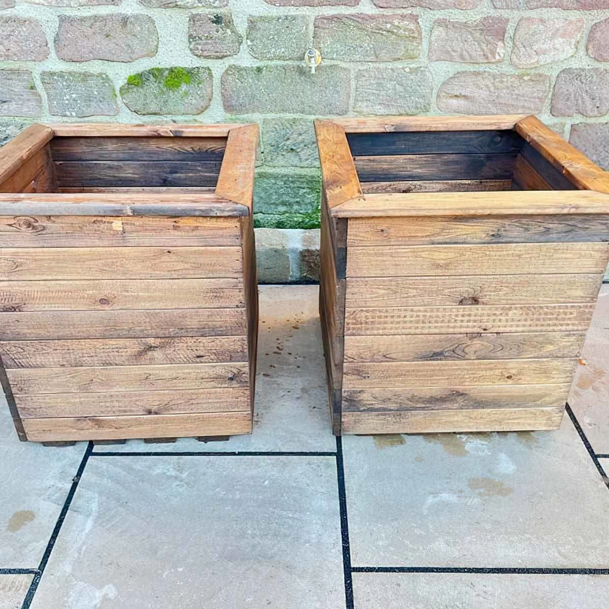 Charles Taylor 2pc Extra Large Windsor Planter Set - Image 2