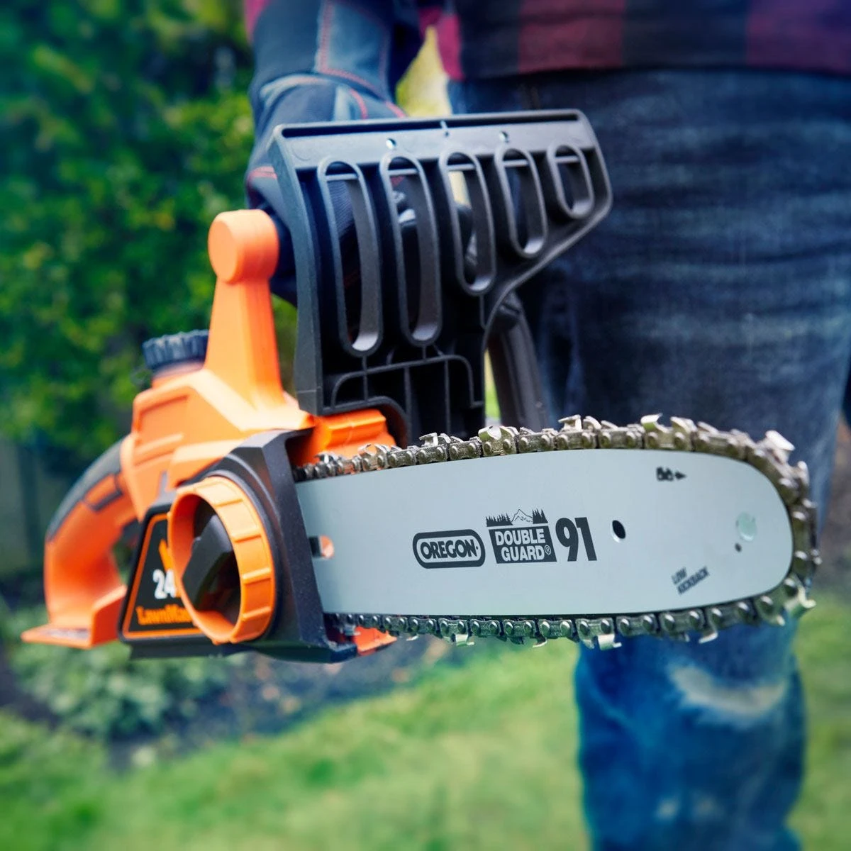 LawnMaster MX 24V 25cm Cordless Chainsaw - Image 6