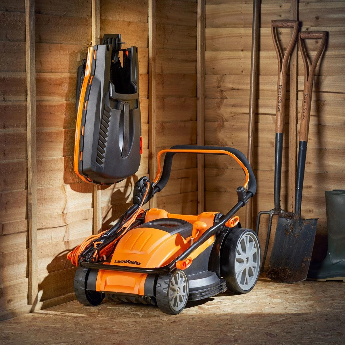 LawnMaster 1800W 40cm Electric Lawnmower And 25cm Grass Trimmer Set - Image 9
