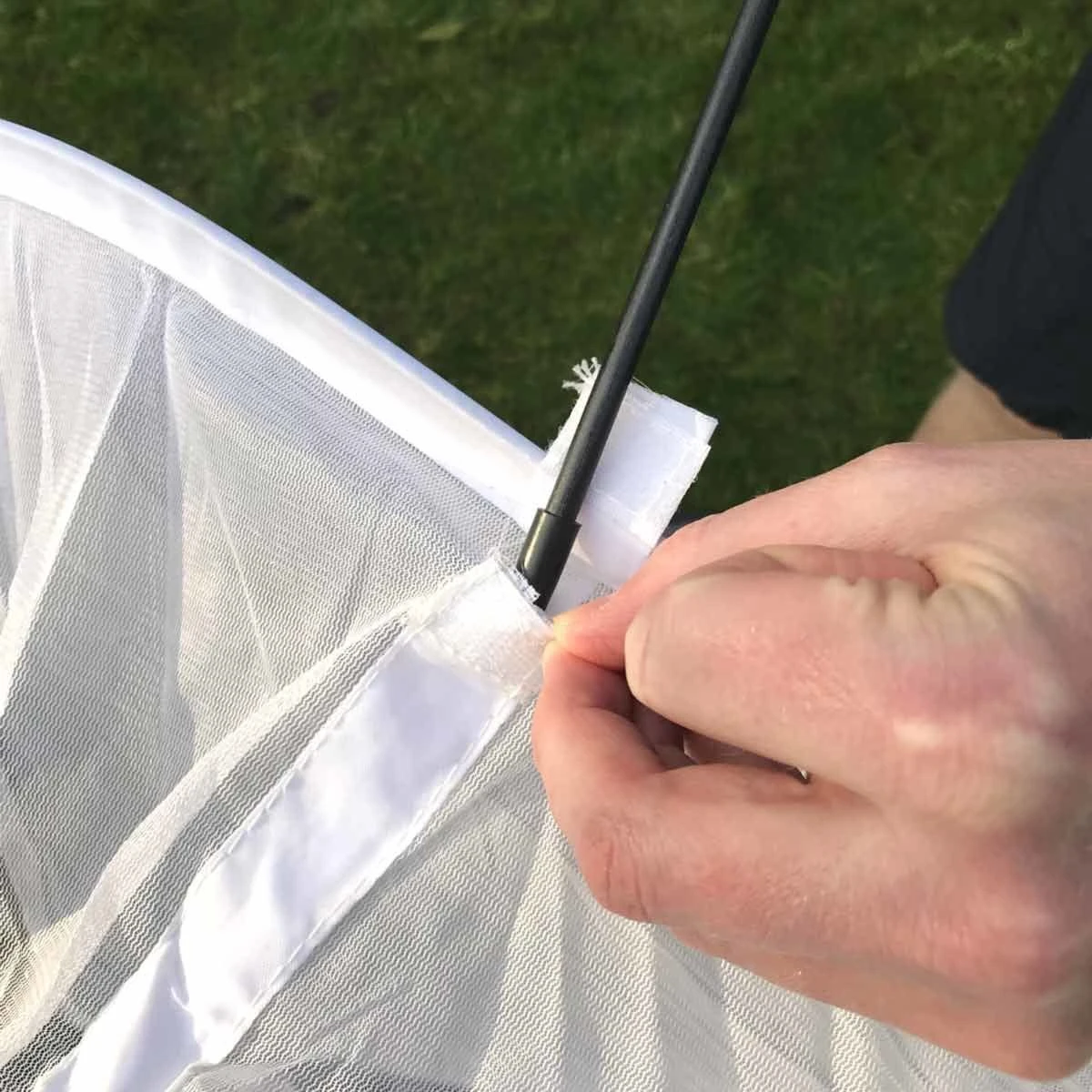 Gardenskill Pop Up Insect Mesh Garden Grow Bag Cover And Vegetable Cloche - Image 3