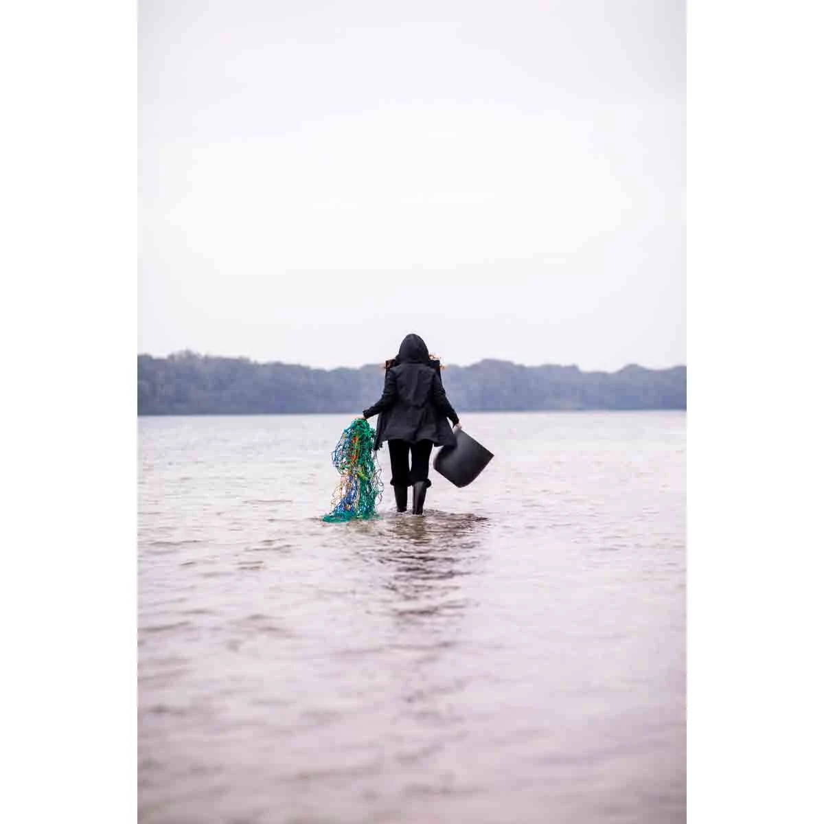 Capi Europe Planter Ball Waste Smooth NL 43x41 Terrazzo Grey - Image 3